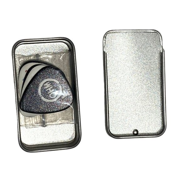 The Who Hits Back 2022 American Tour Messenger Bag Guitar Picks VIP Lanyard New - Picture 9 of 13